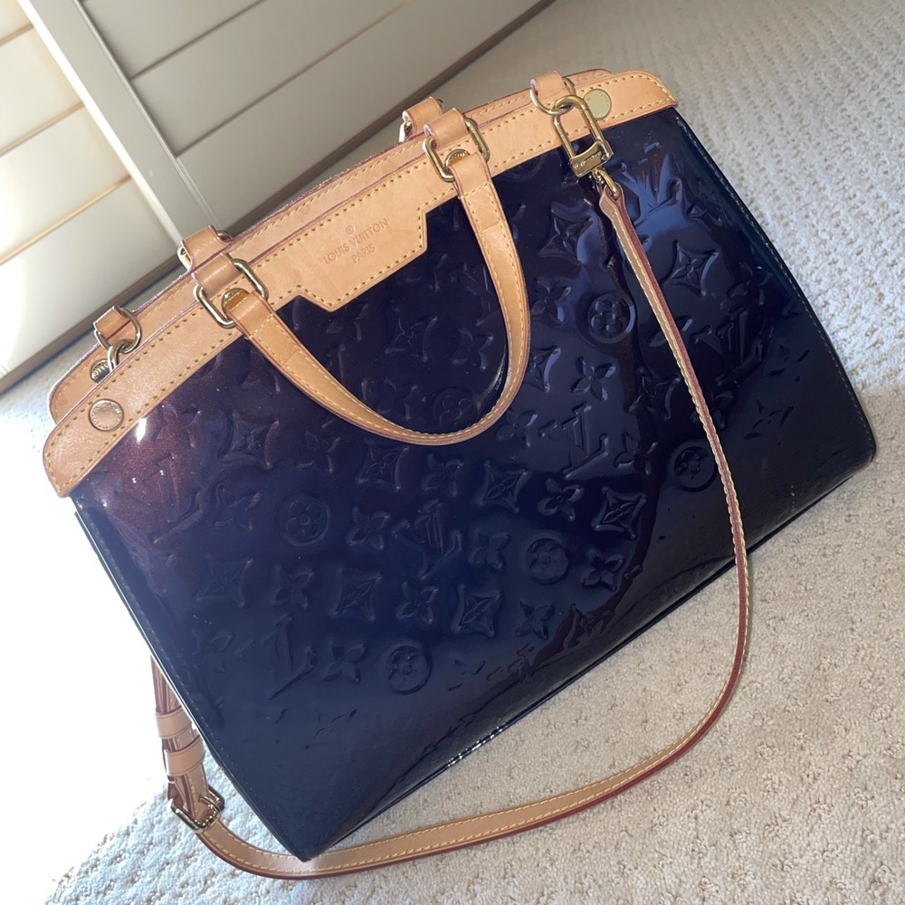 Louis Vuitton Brea MM Vernis Amarante
